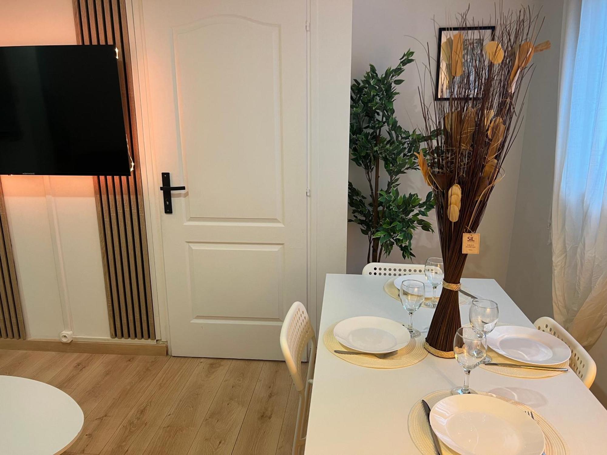 Appartement Pres De Paris, Disney & Cdg Tremblay-en-France Buitenkant foto